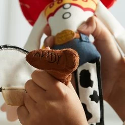 Disney Jessie Plush – Toy Story 2 – Medium 17 3/4'' -Happy Toyland Shop 1231000444634 3