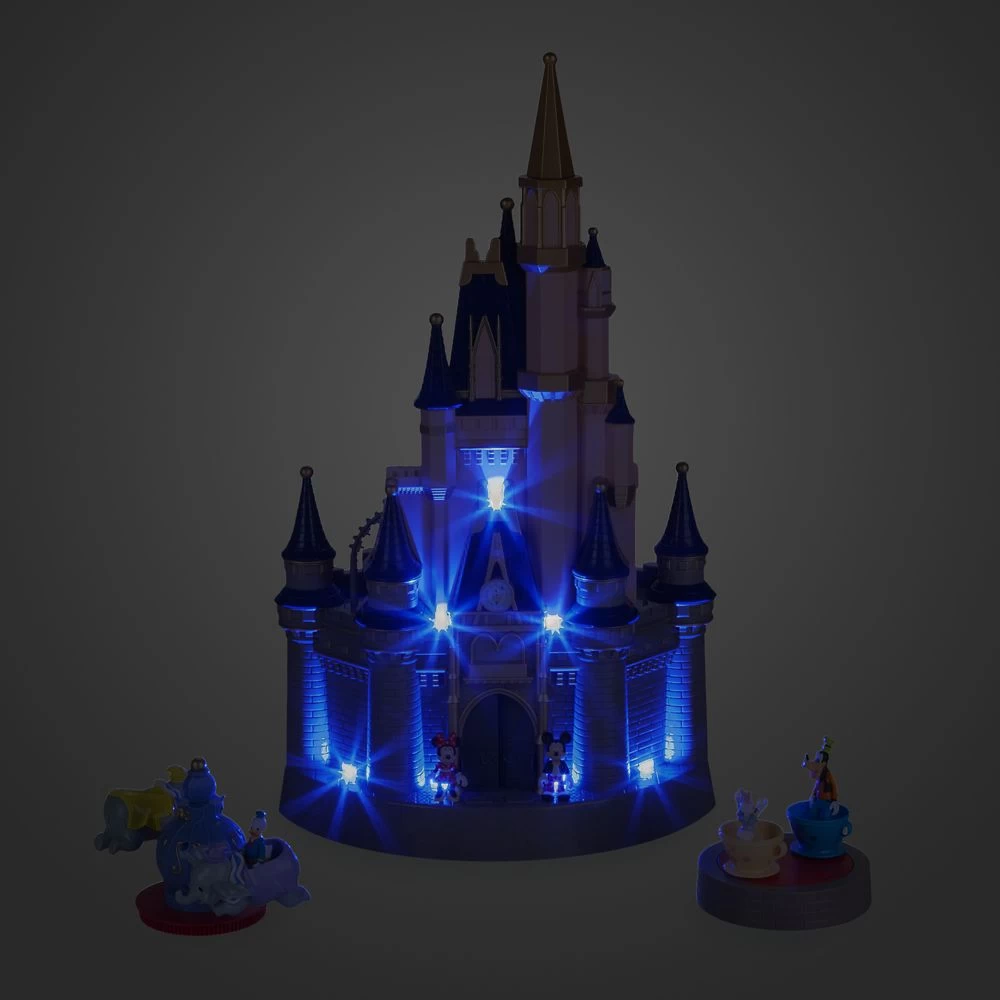 Cinderella Castle Playset – Walt Disney World 5 Cinderella Castle Playset – Walt Disney World - Image 3