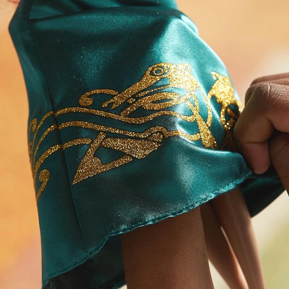 Disney Merida Classic Doll – Brave – 11 1/2'' 9 Disney Merida Classic Doll – Brave – 11 1/2'' - Image 7