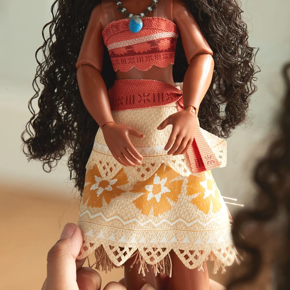 Disney Moana Classic Doll – 10 1/2'' 9 Disney Moana Classic Doll – 10 1/2'' - Image 7