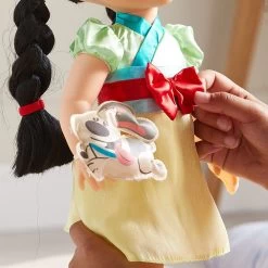 Disney Animators' Collection Mulan Doll – 16'' 17 Disney Animators' Collection Mulan Doll – 16'' -Happy Toyland Shop 6002040580660 6