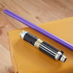 Disney Mace Windu LIGHTSABER – Star Wars -Happy Toyland Shop 6106047624591 4